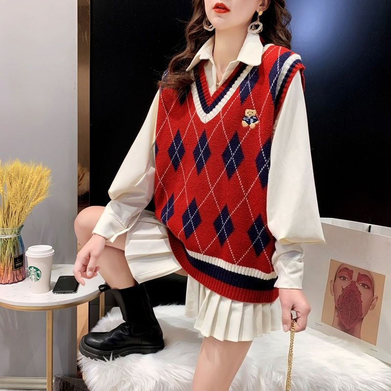 Winter Clothing Trends - Red Knit Vests for Women Sleeveless