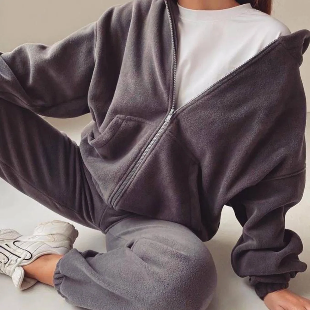 Europe America 2025 Autumn and - Winter Clothing Europe review and price